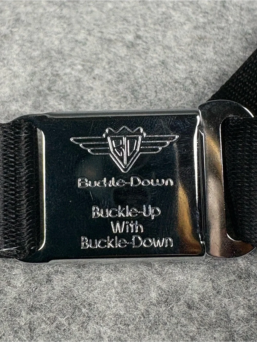 Mustang ford buckle